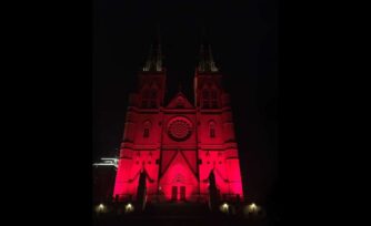 Iglesias y edificios se iluminarán de rojo para reclamar libertad religiosa