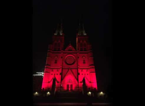 Iglesias y edificios se iluminarán de rojo para reclamar libertad religiosa