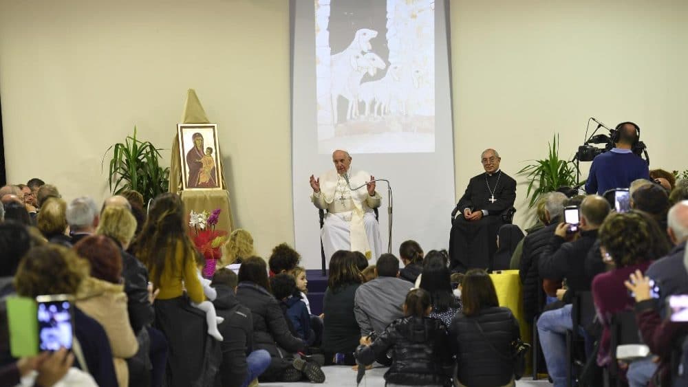 Visita del Papa Francisco a Cáritas Roma. Foto: Vatican Media