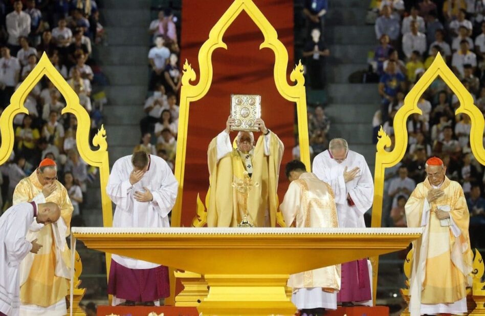 Papa en Tailandia: compartan el Evangelio, derecho gratuito para todos