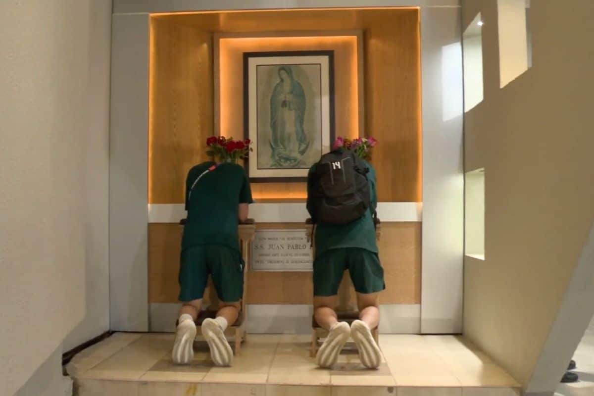 Virgen de Guadalupe Estadio de Futbol