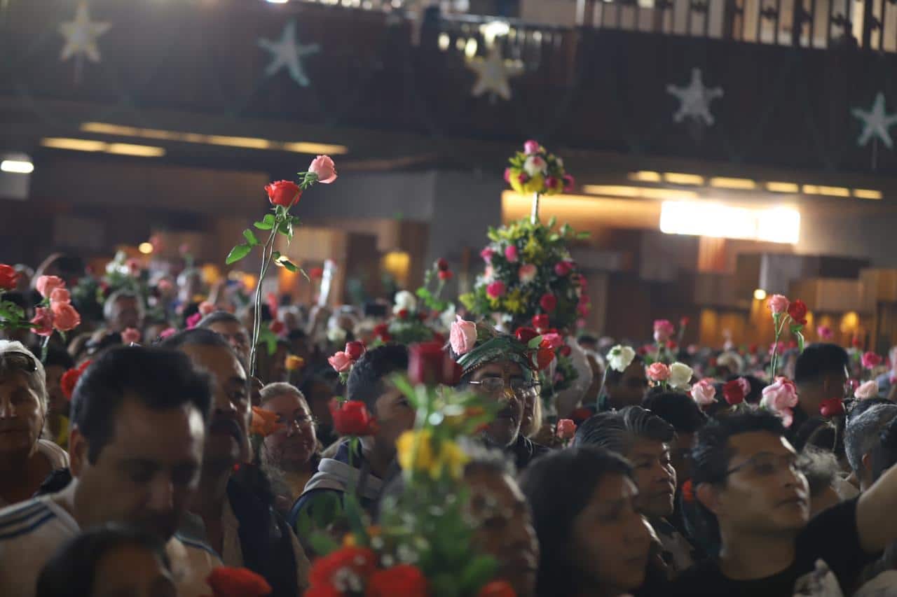 Bendición de las Rosas en la Basílica de Guadalupe.