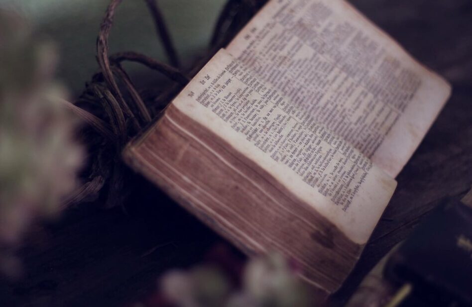 ¿Qué son y qué dicen los Evangelios Apócrifos?