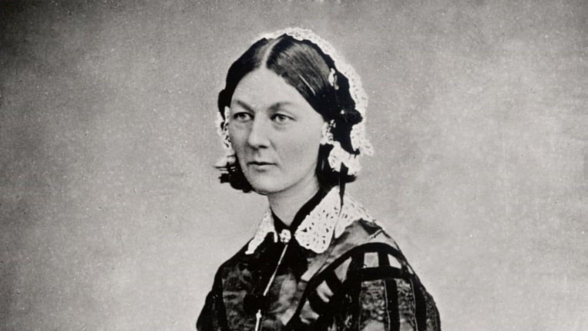 Florence Nightingale considerada precursora de la enfemería moderna.