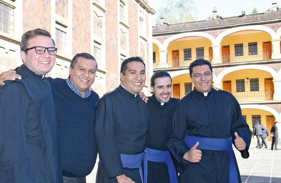 Participa en la colecta anual, el Seminario Conciliar nos necesita