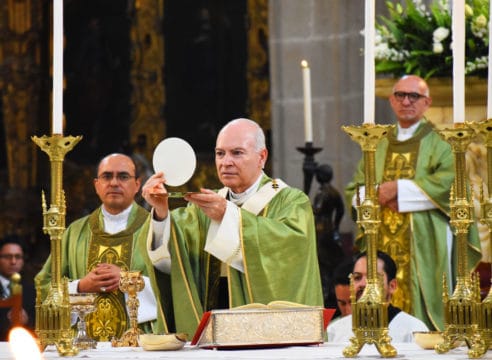 Debemos descubrir nuestra dignidad y la del prójimo: Cardenal Aguiar