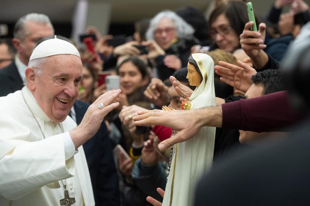 Papa Francisco: la Iglesia siempre acoge con corazón de madre