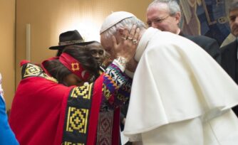 La Iglesia pide a los gobiernos no olvidar a los indígenas en la pandemia