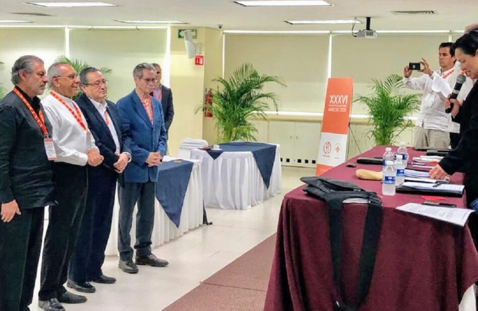 El doctor Mario Ángel Flores es el nuevo presidente de la AMIESIC