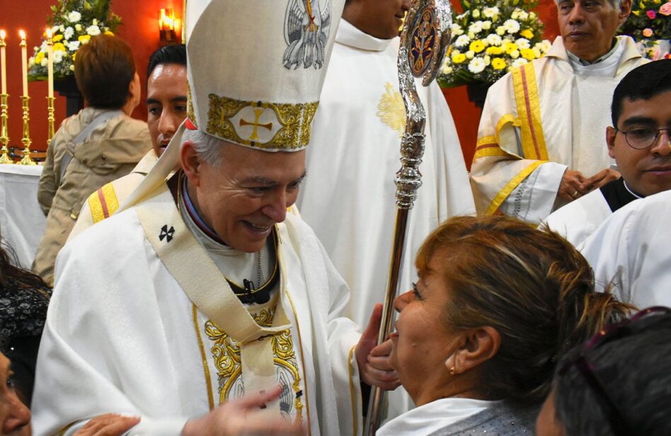 Cardenal Aguiar: La Iglesia se enriquece con la presencia de mujeres