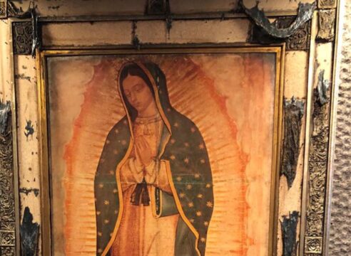 Ni las llamas se atrevieron a tocar esta imagen de la Virgen de Guadalupe