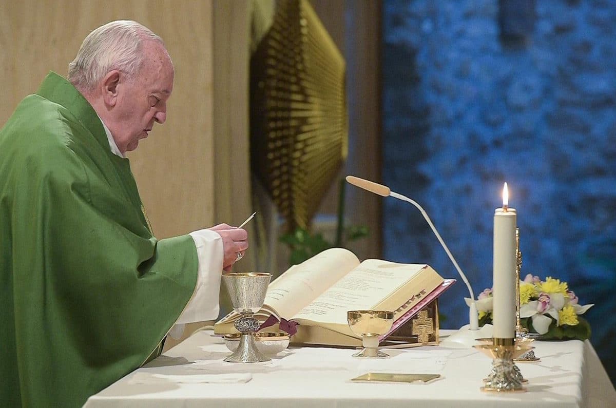 El Papa advierte del peligro de caer en el pecado y la mundanidad