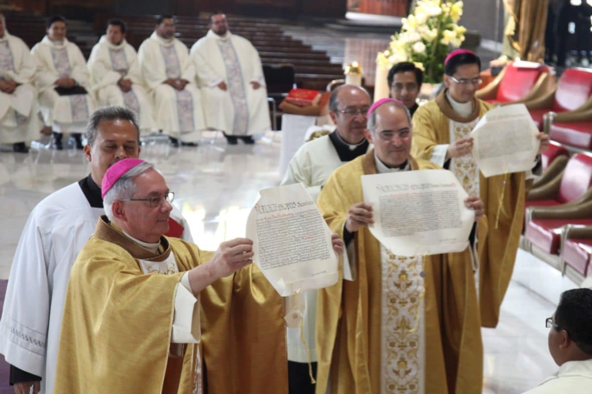 Con Gran Alegría La Arquidiócesis Recibió A Sus Tres Nuevos Obispos 0026