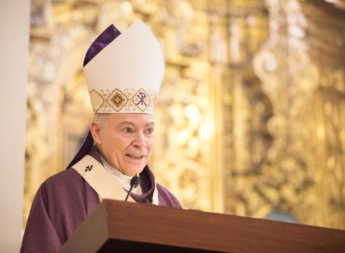 El Arzobispo Carlos Aguiar pide a los fieles ser solidarios con sus párrocos