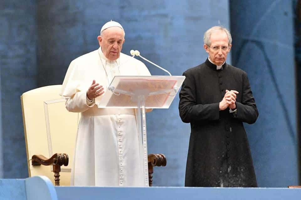 Frente a la pandemia del coronavirus, el Papa pidió confiar en Jesús.