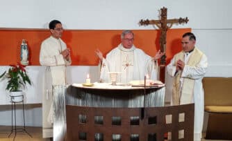 Mons. Daniel Rivera Sánchez: Dios está presente e ilumina nuestra vida