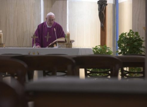 Papa Francisco: Que hoy sea para nosotros el domingo del llanto