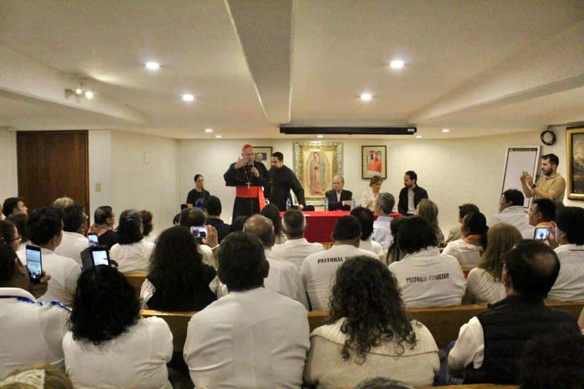 Discurso del Cardenal Aguiar a los responsables de la Pastoral Familiar. Foto: Miguel Ávila