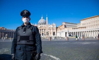 El Vaticano extiende hasta mayo las medidas sanitarias de prevención