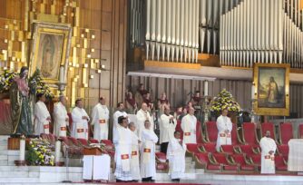 Arzobispo Aguiar: Valoremos a los servicios de salud ante el COVID-19