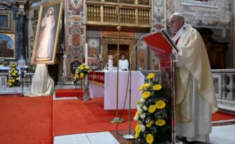 El Papa Francisco celebrará el Domingo de la Divina Misericordia 2021