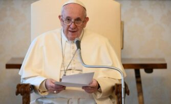 10 frases de aliento del Papa Francisco a los sacerdotes por la pandemia