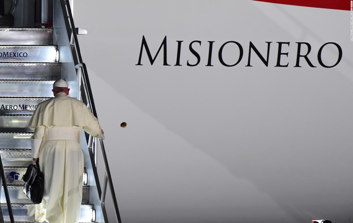 Avión que llegó con insumos médicos a México, trasladó al Papa en 2016
