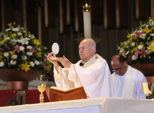 Homilía del Arzobispo Carlos Aguiar en el VI Domingo de Pascua
