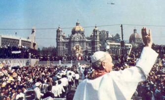 San Juan Pablo II: historias y anécdotas de sus visitas a México