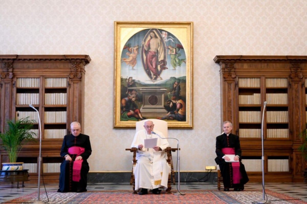 La oración, un refugio ante la maldad: Papa Francisco