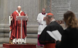 Papa Francisco en Pentecostés: El Espíritu es la unidad de la Iglesia