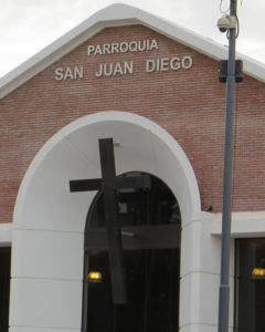 Exterior de la Parroquia de San Juan Diego en Argentina. Foto: Carlos Villa Roiz