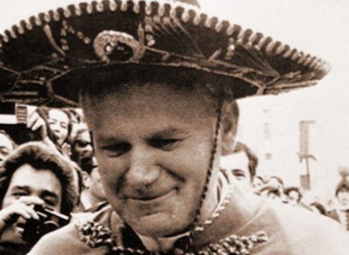La vez que Juan Pablo II fue multado en México