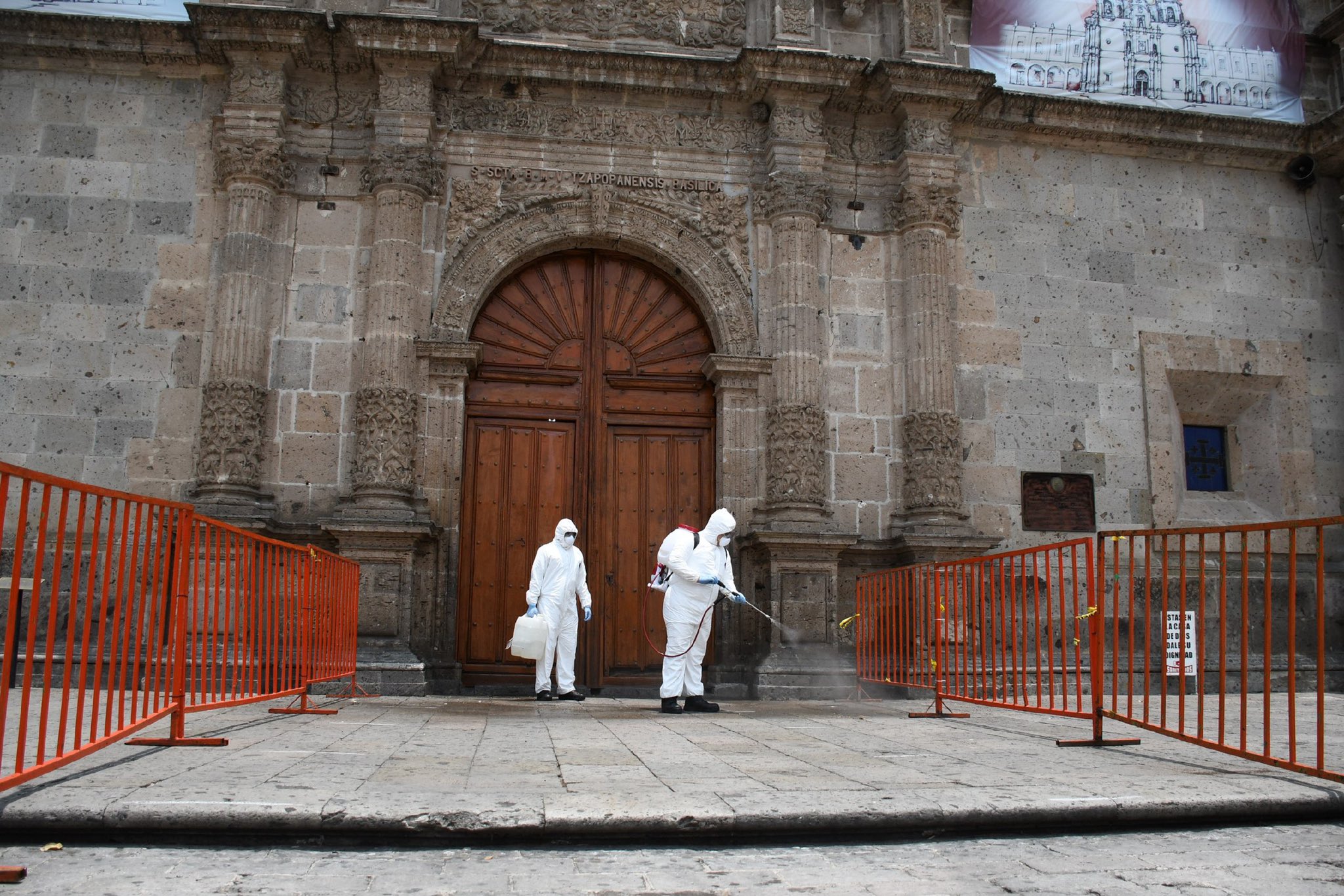 La Basílica de Zapopan fue sanitizada antes de su apertura. Foto: Twitter