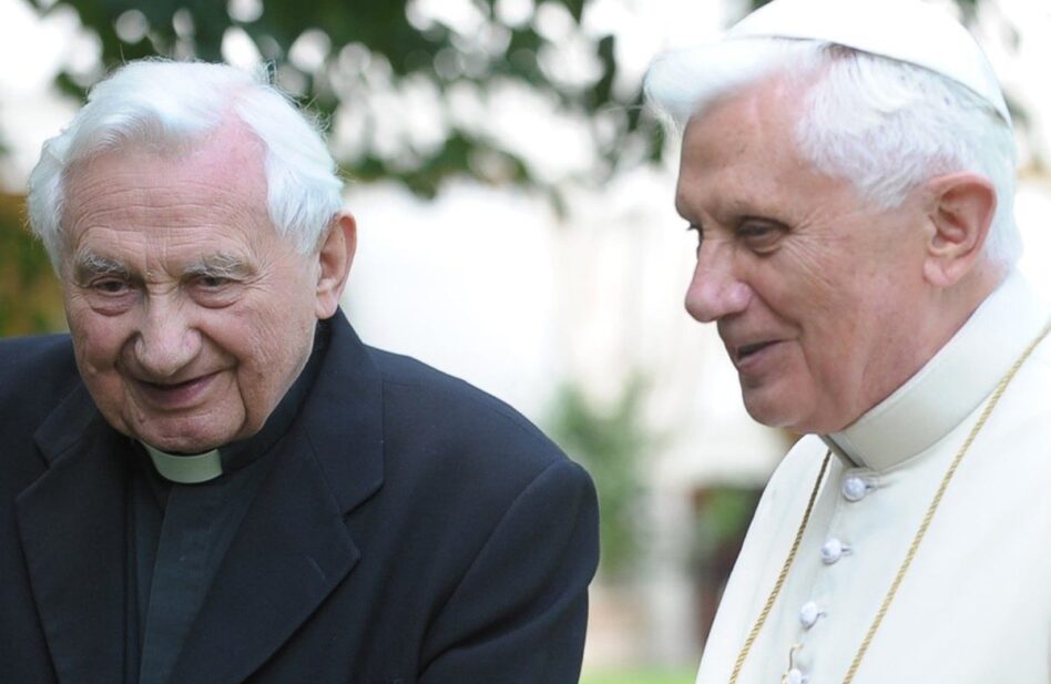 Benedicto XVI viaja a Alemania para estar junto a su hermano enfermo