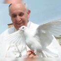Los 12 Frutos del Espíritu Santo. ¿Cuáles son y qué significan?
