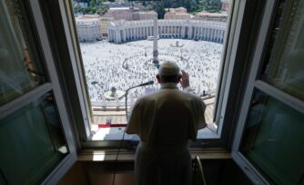 Papa Francisco: Mi cercanía con países en la fase aguda de COVID-19