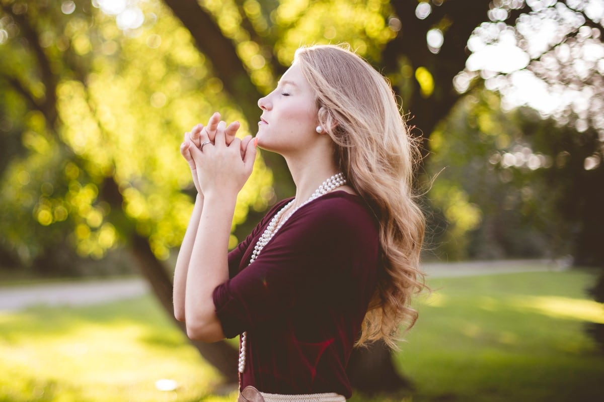 Oración para agradecer a Dios el fin de este mes. Foto: Cathopic