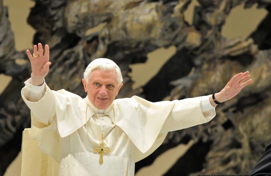 Oración por la salud de Benedicto XVI