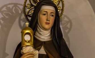 11 de agosto: La Iglesia Católica celebra a santa Clara de Asís