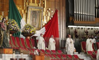 Cardenal Aguiar: “La pandemia es un signo de los tiempos"