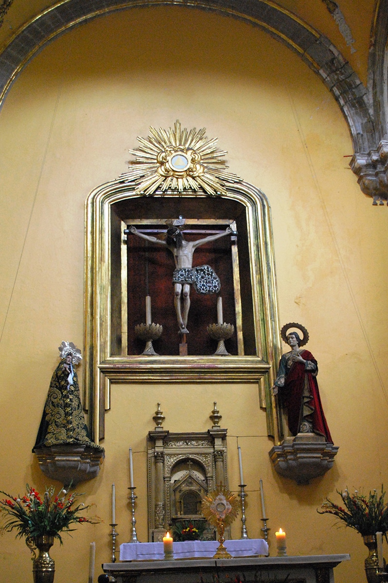 Cristo de los Siete Velos en la Santa Veracruz. Foto: Wikimedia Commons.