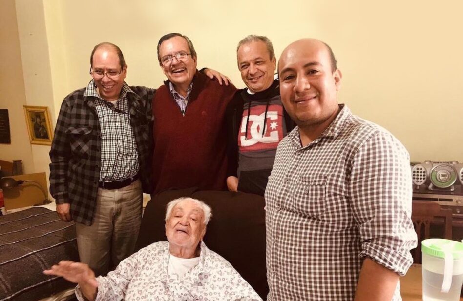 A sus 98 años, el padre José Olivares agradece a Dios 3 cosas en la vida
