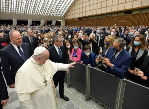 El Papa a la policía: Que su trabajo esté animado por una viva fe cristiana
