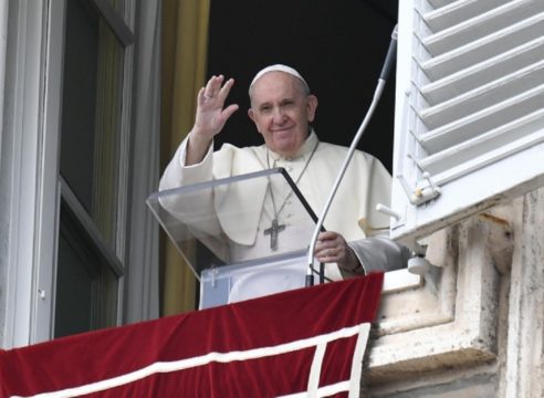 Papa Francisco, conmovido por el cariño recibido tras su operación