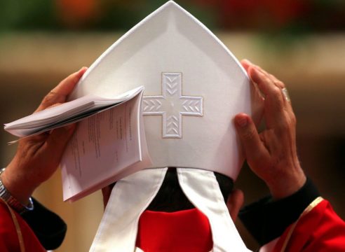 Ya no sólo son falsos sacerdotes, ahora también hay falsos obispos