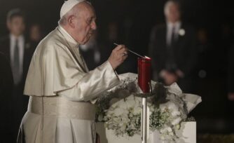 El Papa Francisco da 3 claves en Fratelli Tutti para la paz posconflictos