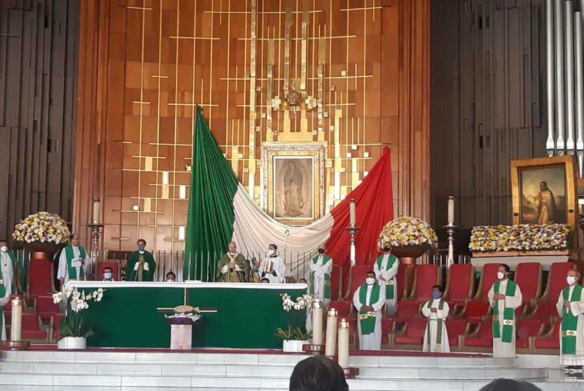 Misa de clausura de la Megamisión 2020 en la Basílica de Guadalupe.