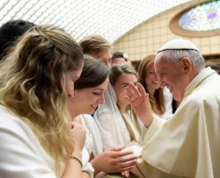 El Papa Francisco nombrará a dos mujeres en el Dicasterio de los Obispos