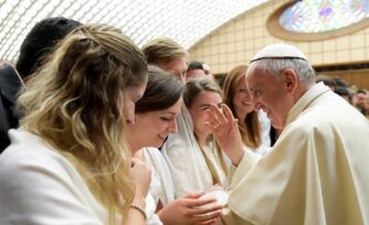 El Papa Francisco nombrará a dos mujeres en el Dicasterio de los Obispos